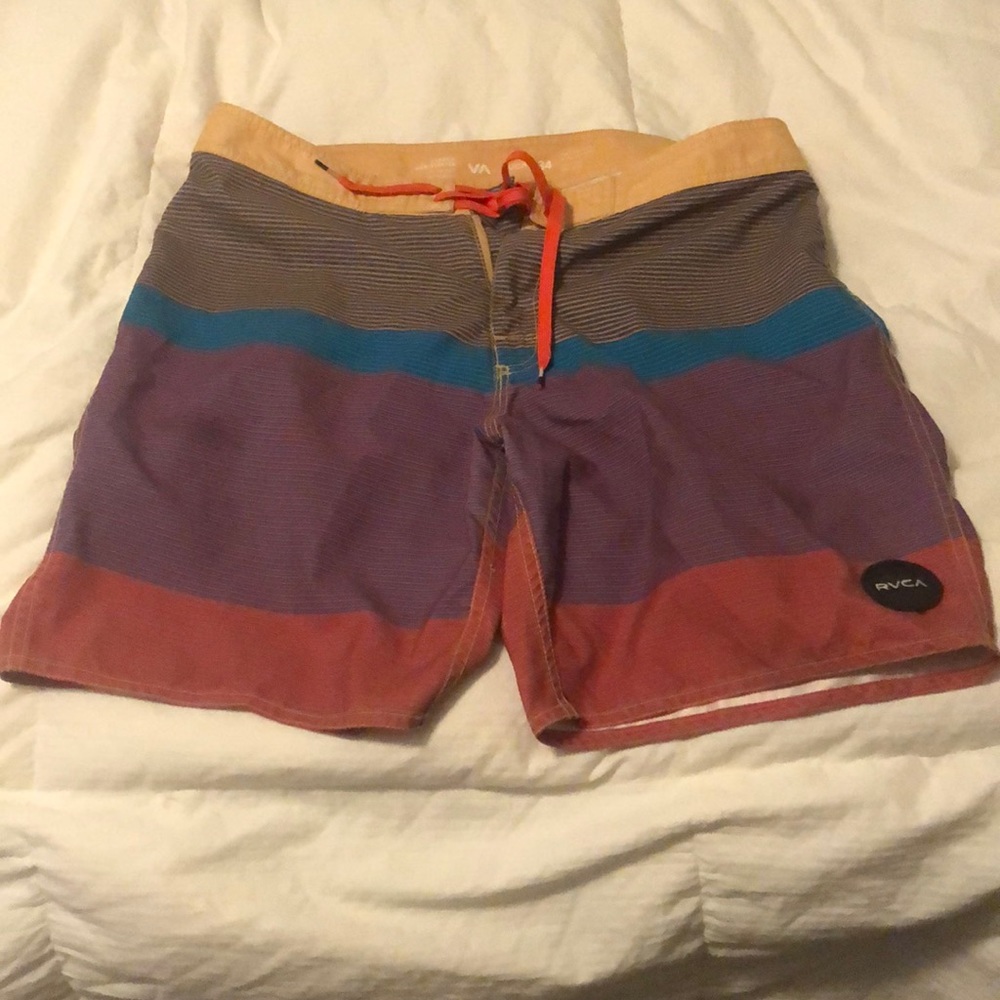 RVCA boardshorts size 34